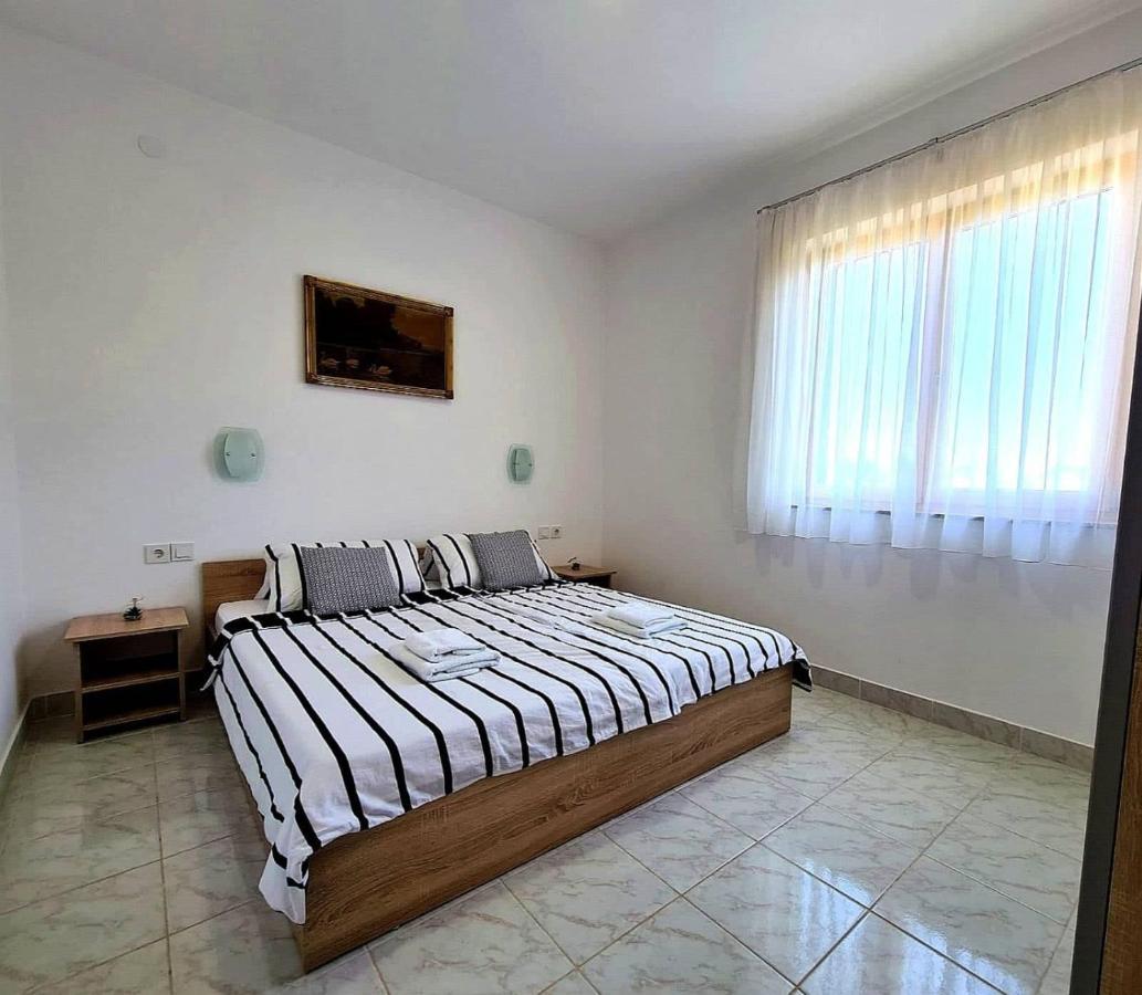 Apartments Ana เมดูลิน ภายนอก รูปภาพ