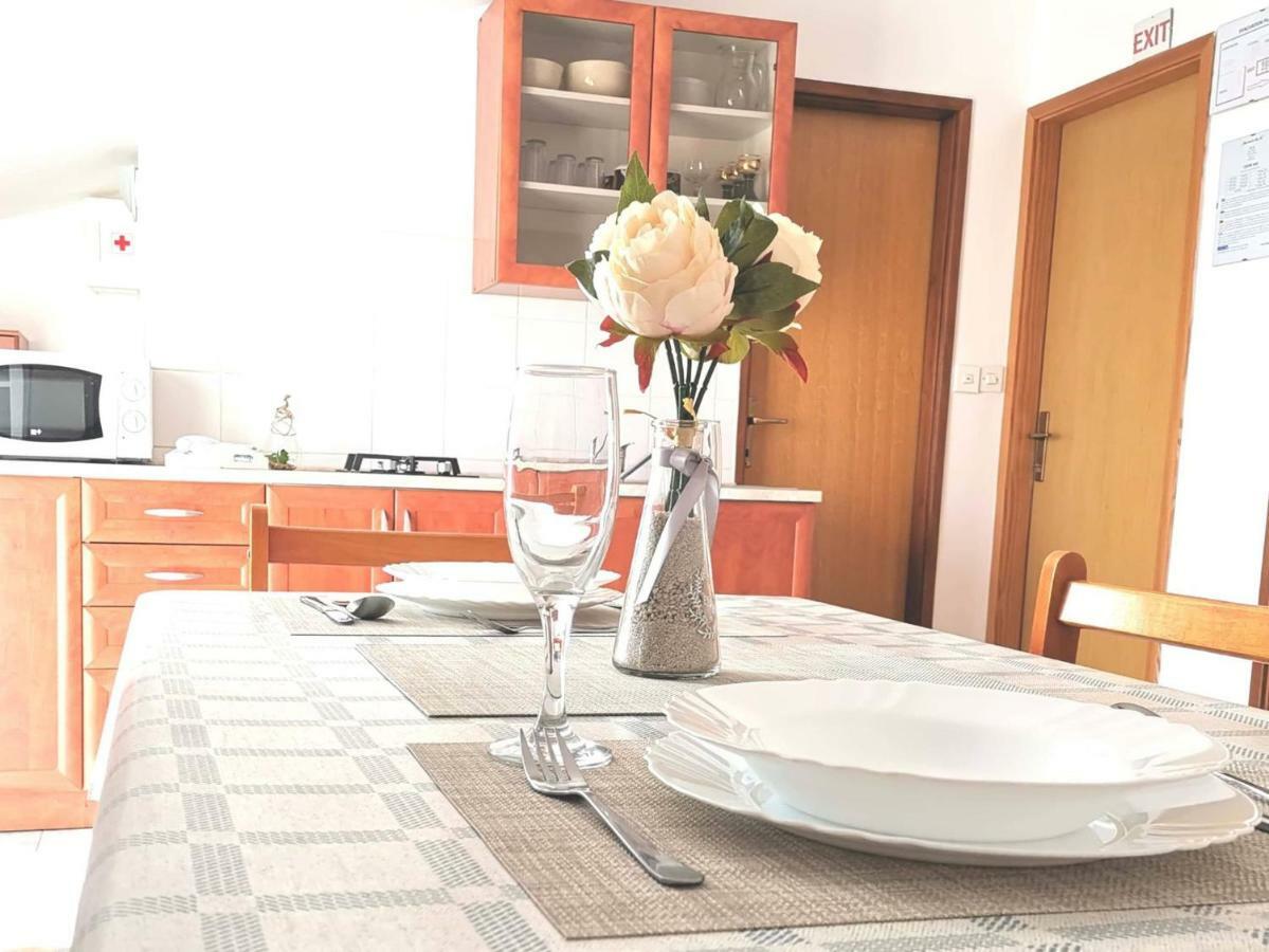 Apartments Ana เมดูลิน ภายนอก รูปภาพ