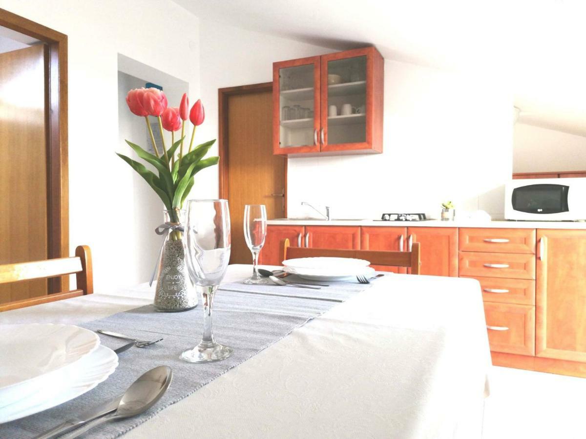 Apartments Ana เมดูลิน ภายนอก รูปภาพ